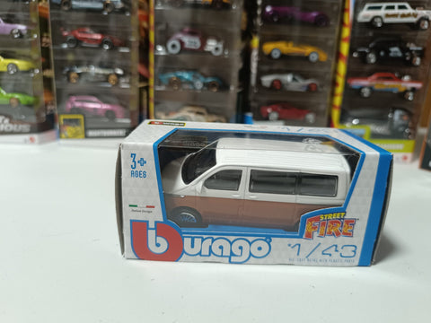 Bburago 2020 Volkswagen T6.1 Transporter