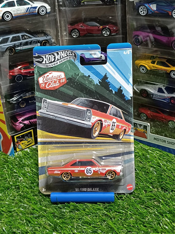 Hot Wheels 65 Ford Galaxie