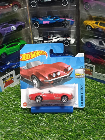 Hot Wheels 72 Stingray Convertible