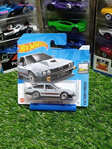 Hot Wheels Alfa Romeo GTV6 3.0