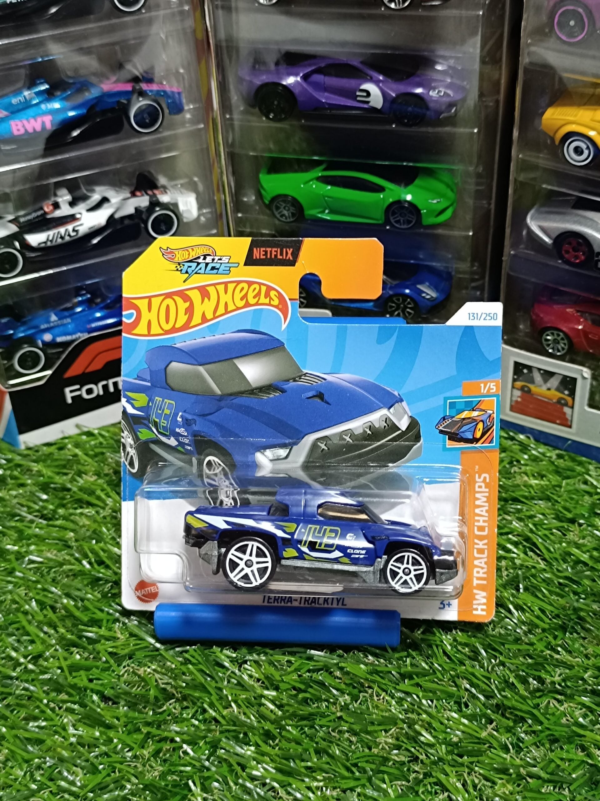 Hot Wheels Terra-Tracktyl
