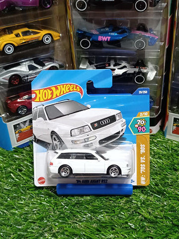 Hot Wheels 94 Audi Avant RS2