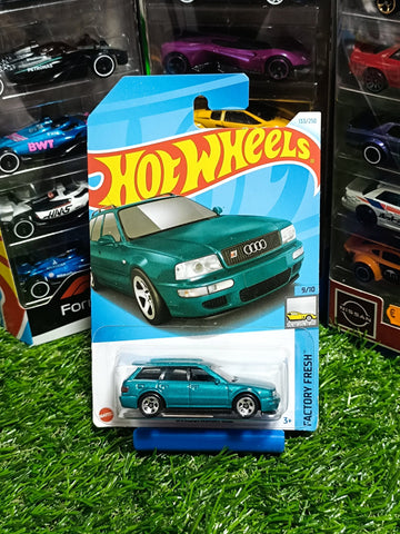 Hot Wheels 94 Audi Avant RS2