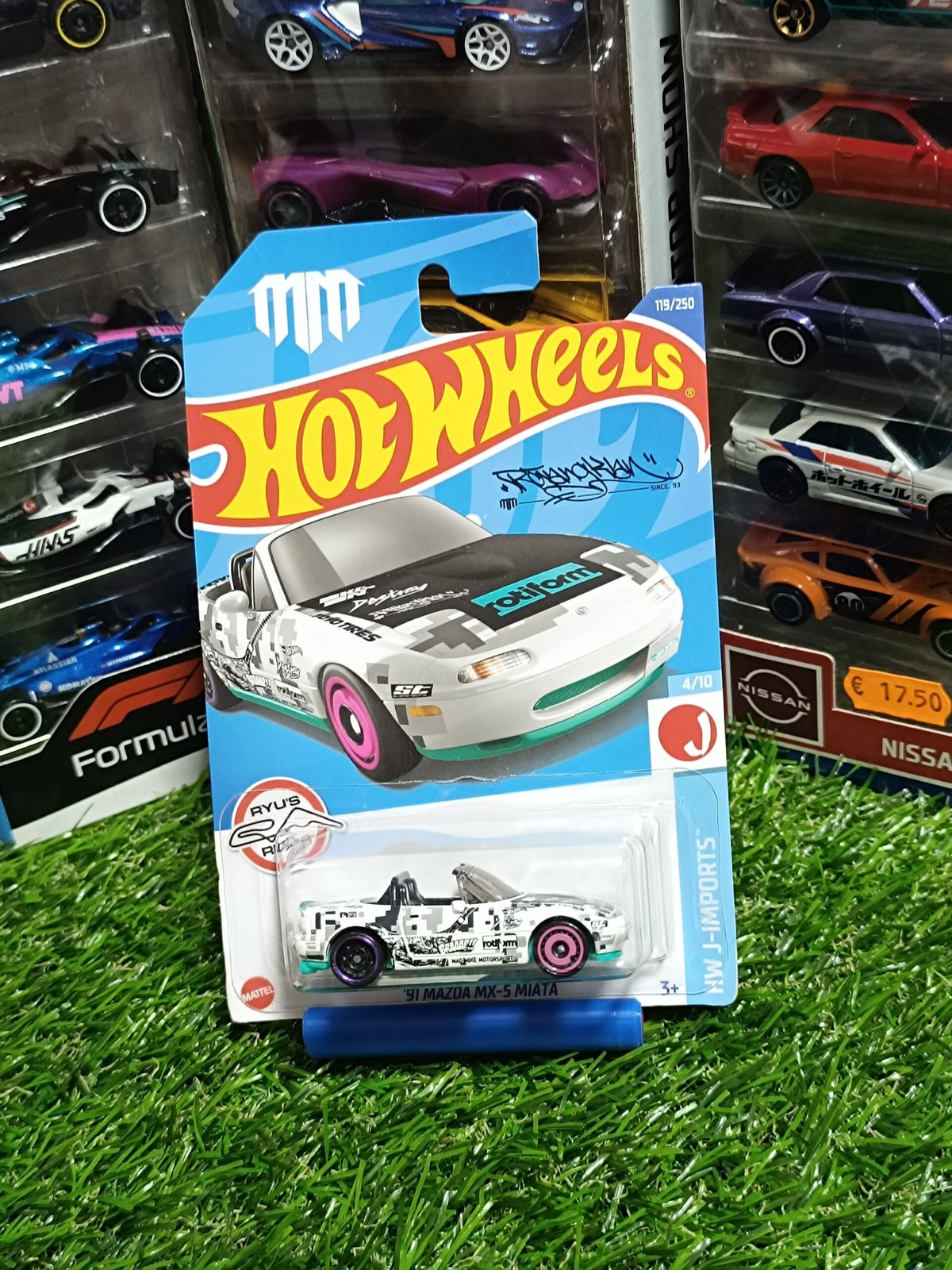 Hot Wheels 91 Mazda MX-5 Miata
