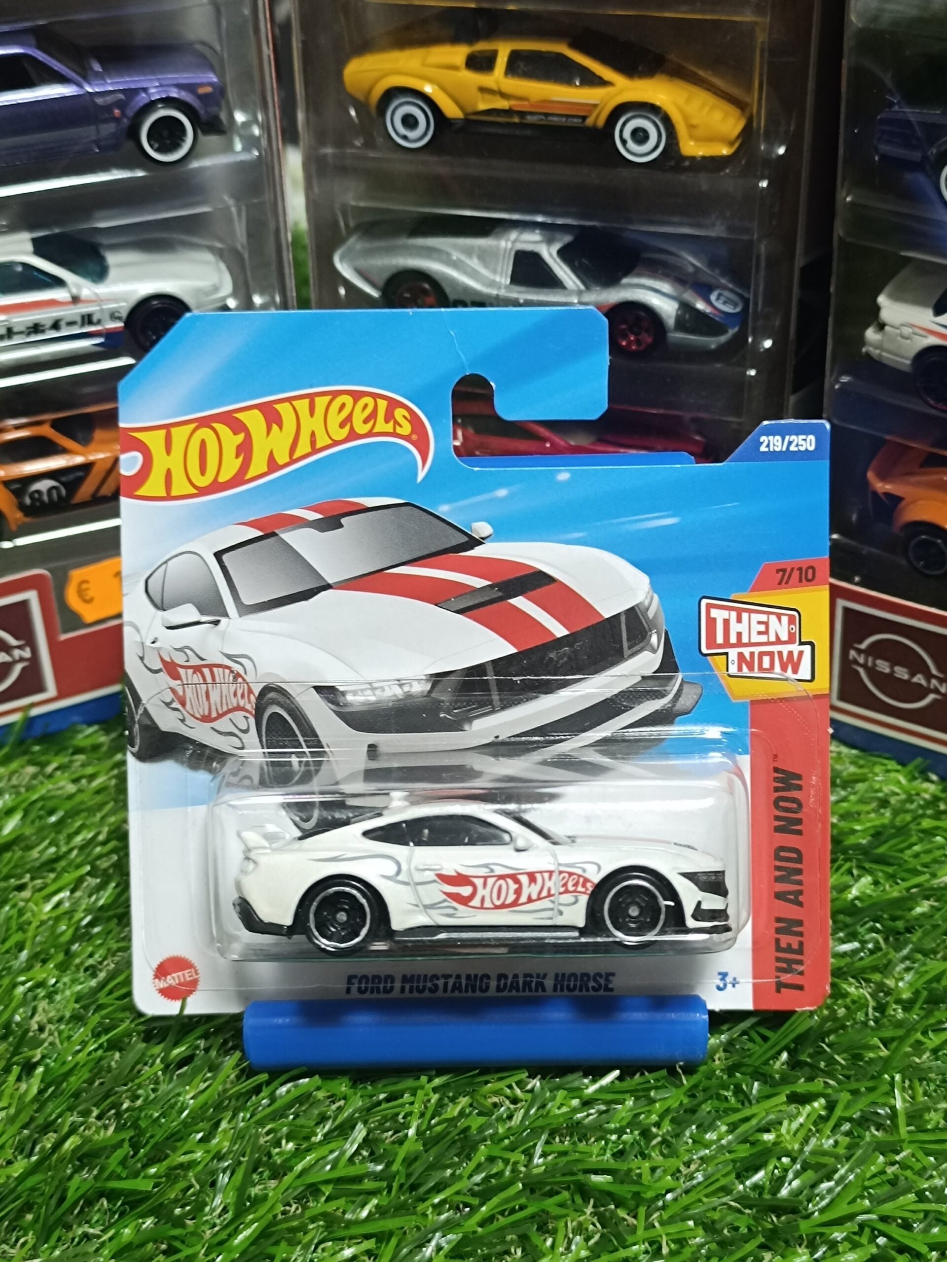 Hot Wheels Ford Mustang Dark Horse