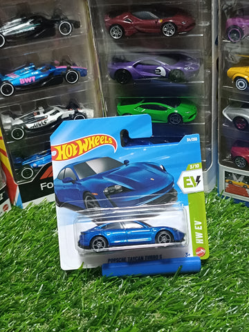 Hot Wheels Porsche Taycan Turbo S