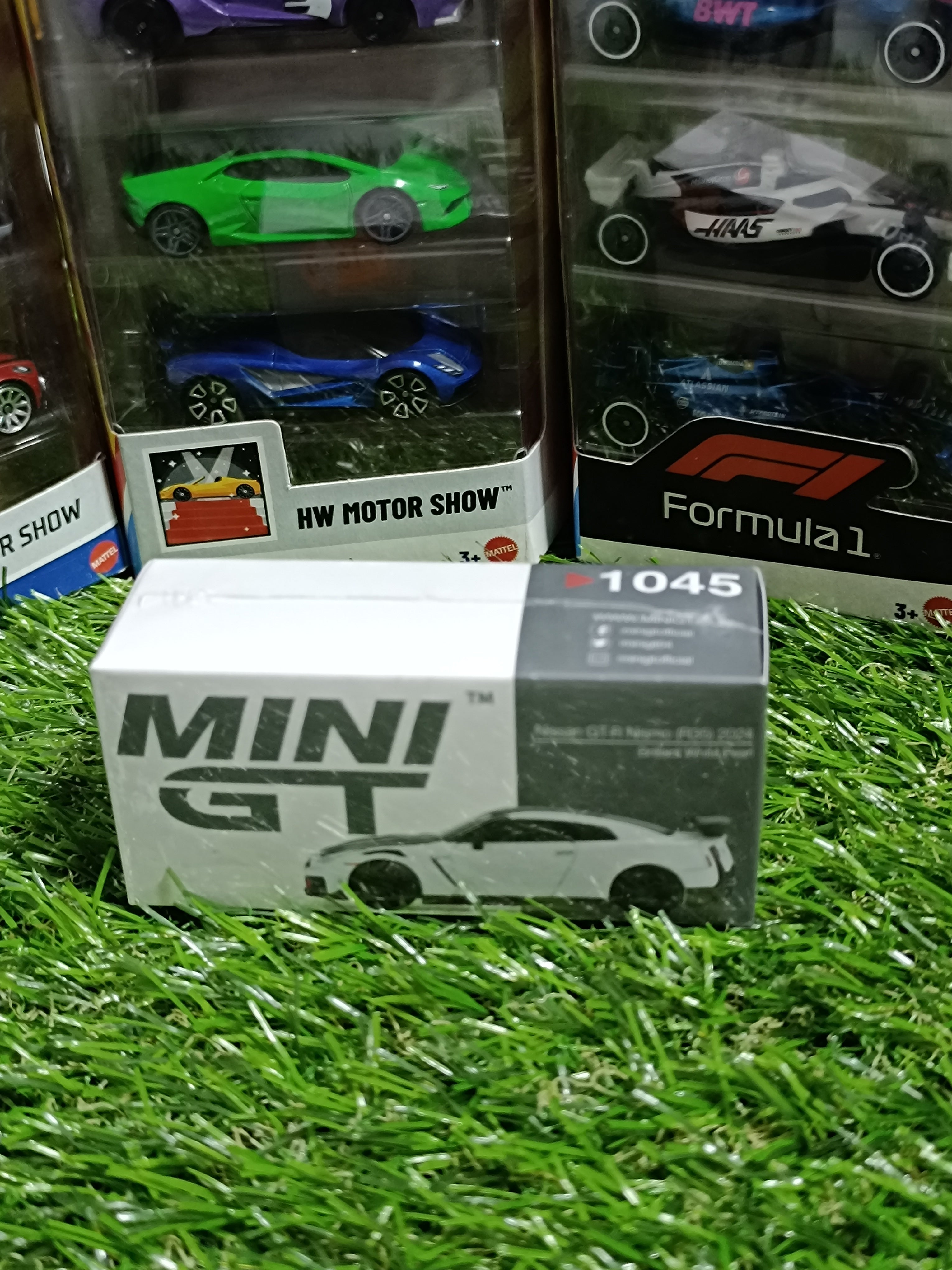 Mini GT Nissan GT-R Nismo (R35) 2024