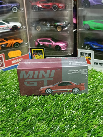 Mini GT Nissan GT-R (R32) VeilSide Combat C-l Gem Red