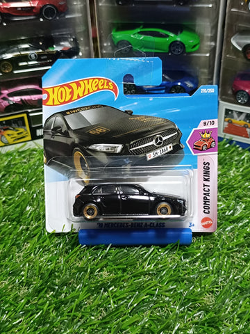 Hot Wheels 19 Mercedes-Benz  A-Class