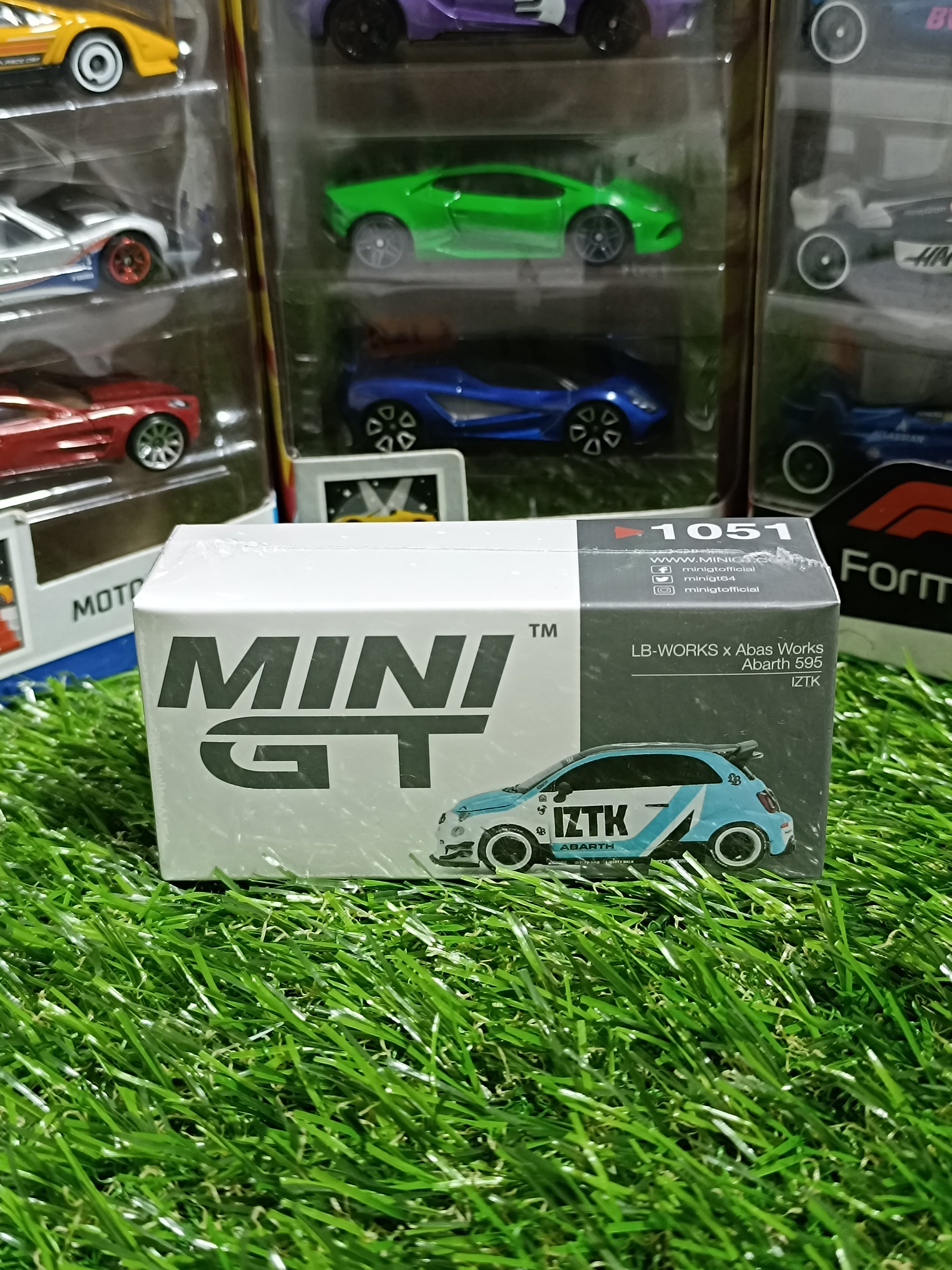 Mini GT LB-Works × Abas Works Abarth 595 lZTK