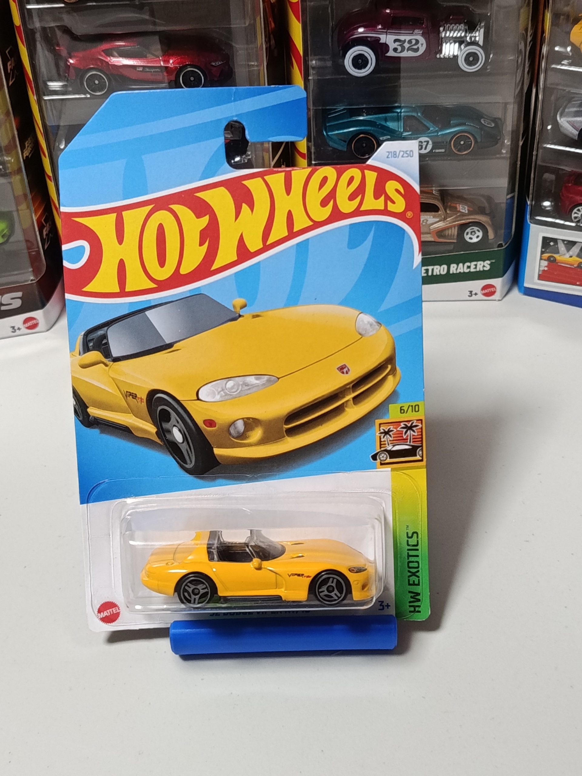 Hot Wheels 92 Dodge Viper RT/10