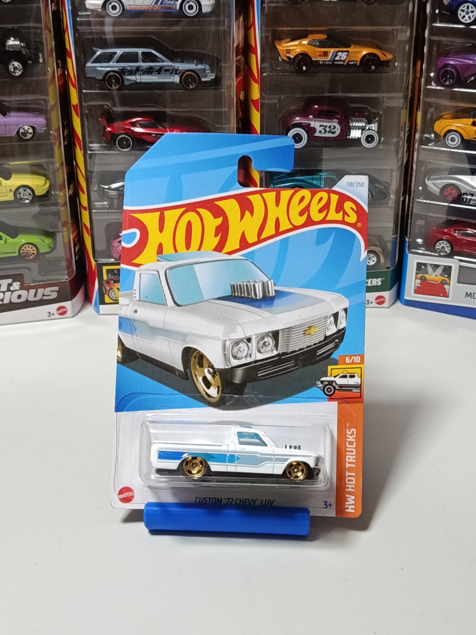 Hot Wheels Custom 72 Chevy Luv