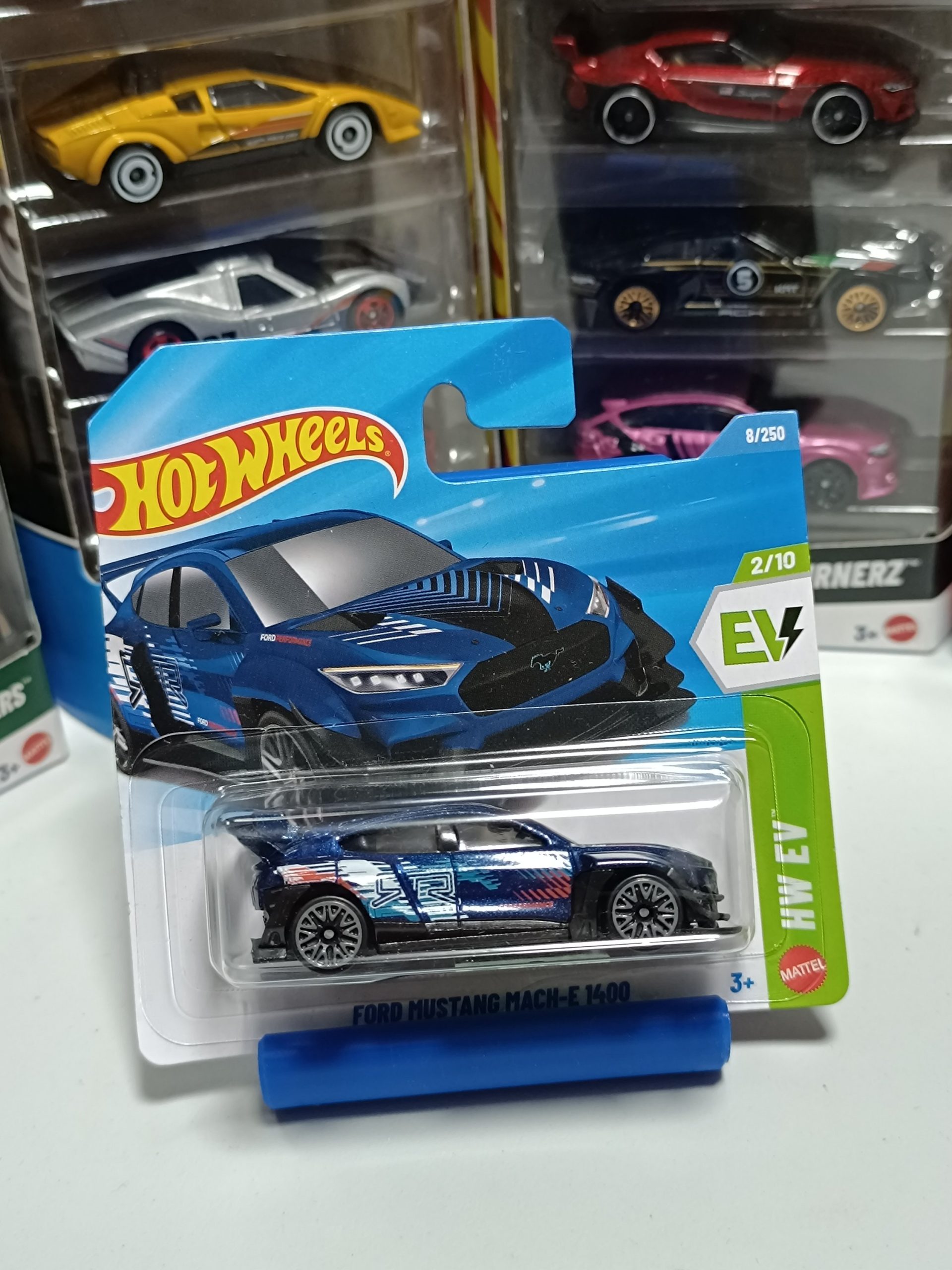 Hot Wheels Ford Mustang Mach-E 1400