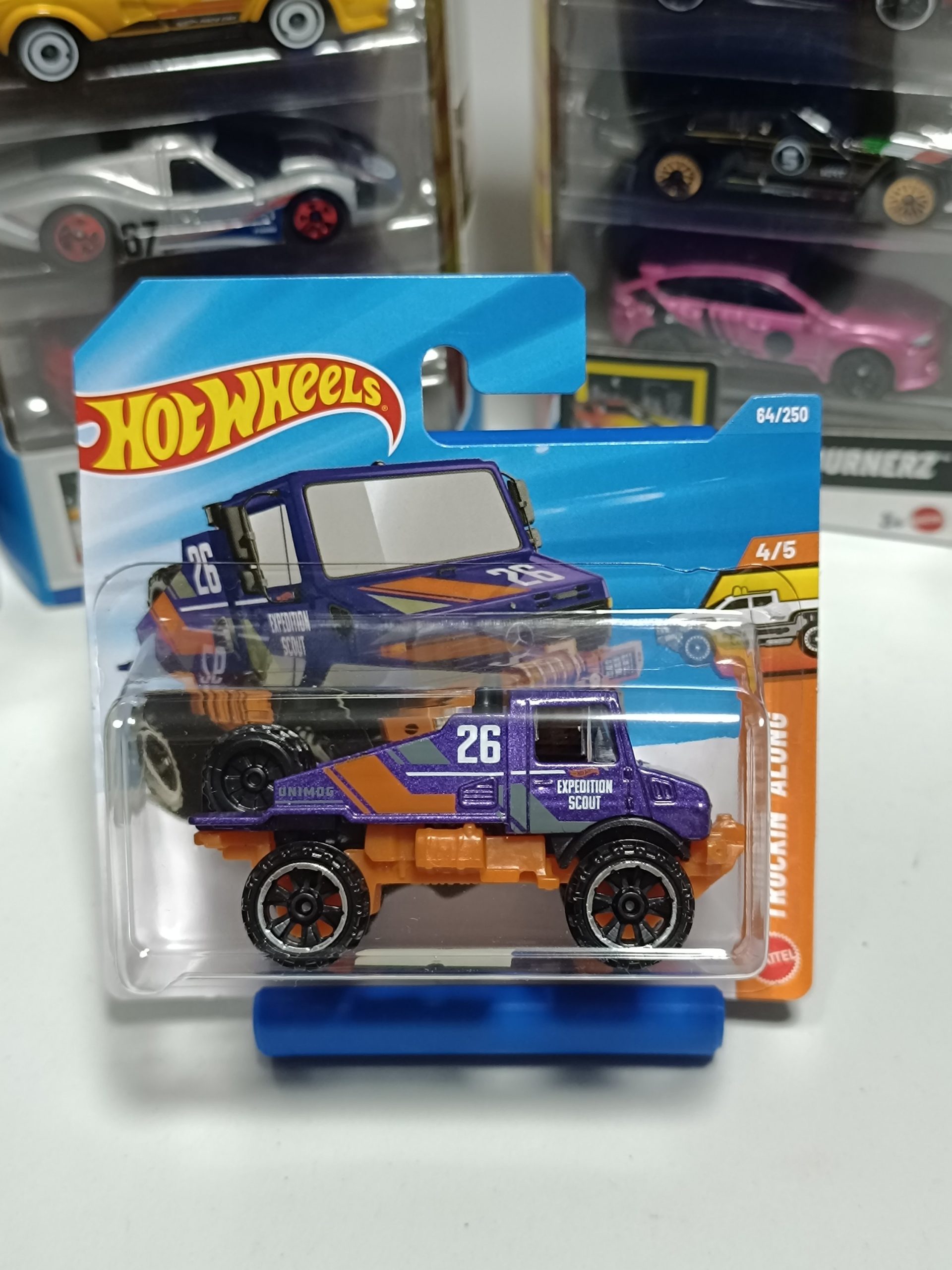 Hot Wheels Mercedes-Benz Unimog 1300L