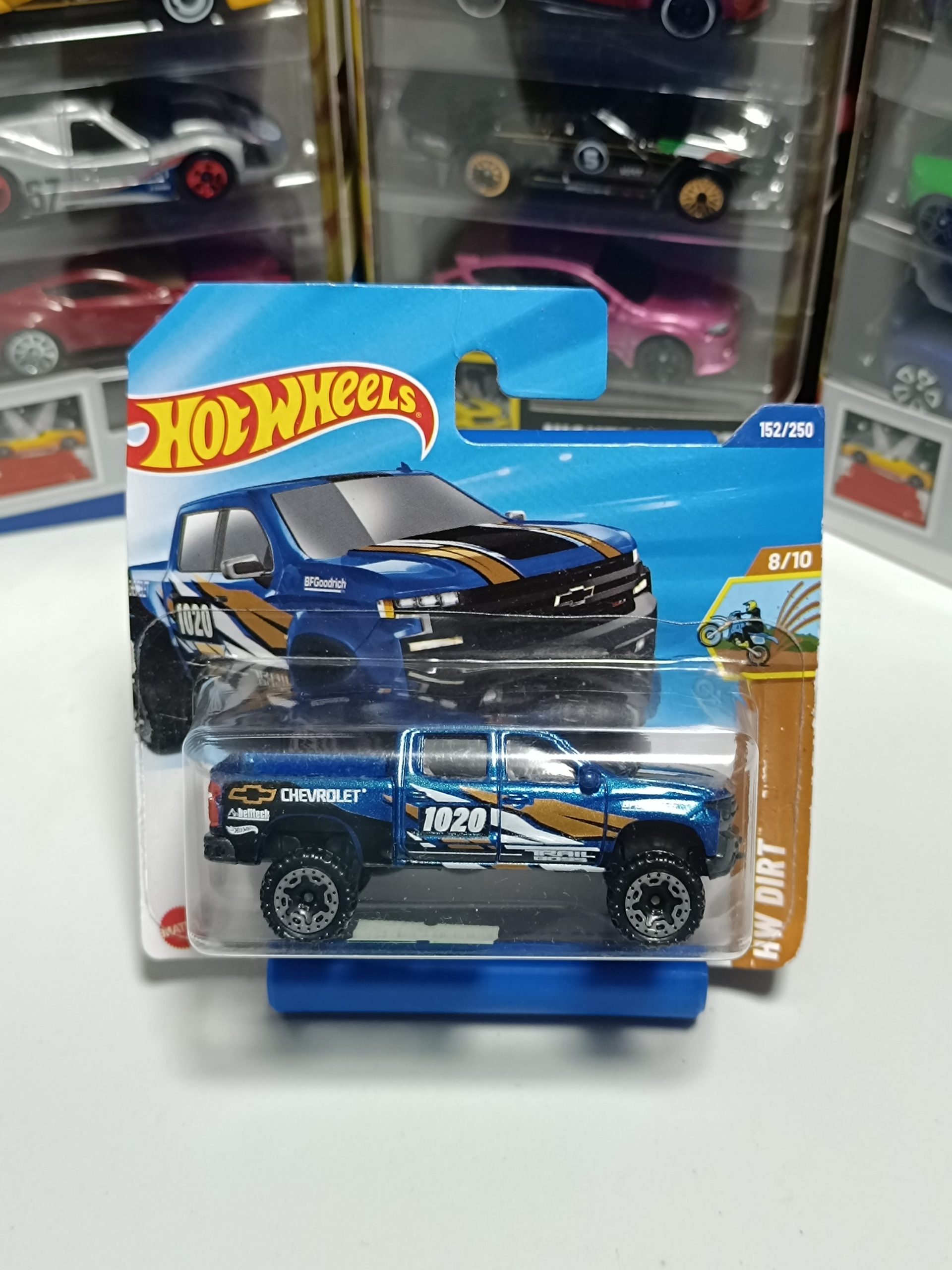 Hot Wheels 19 Chevy Silverado Trail Boss LT