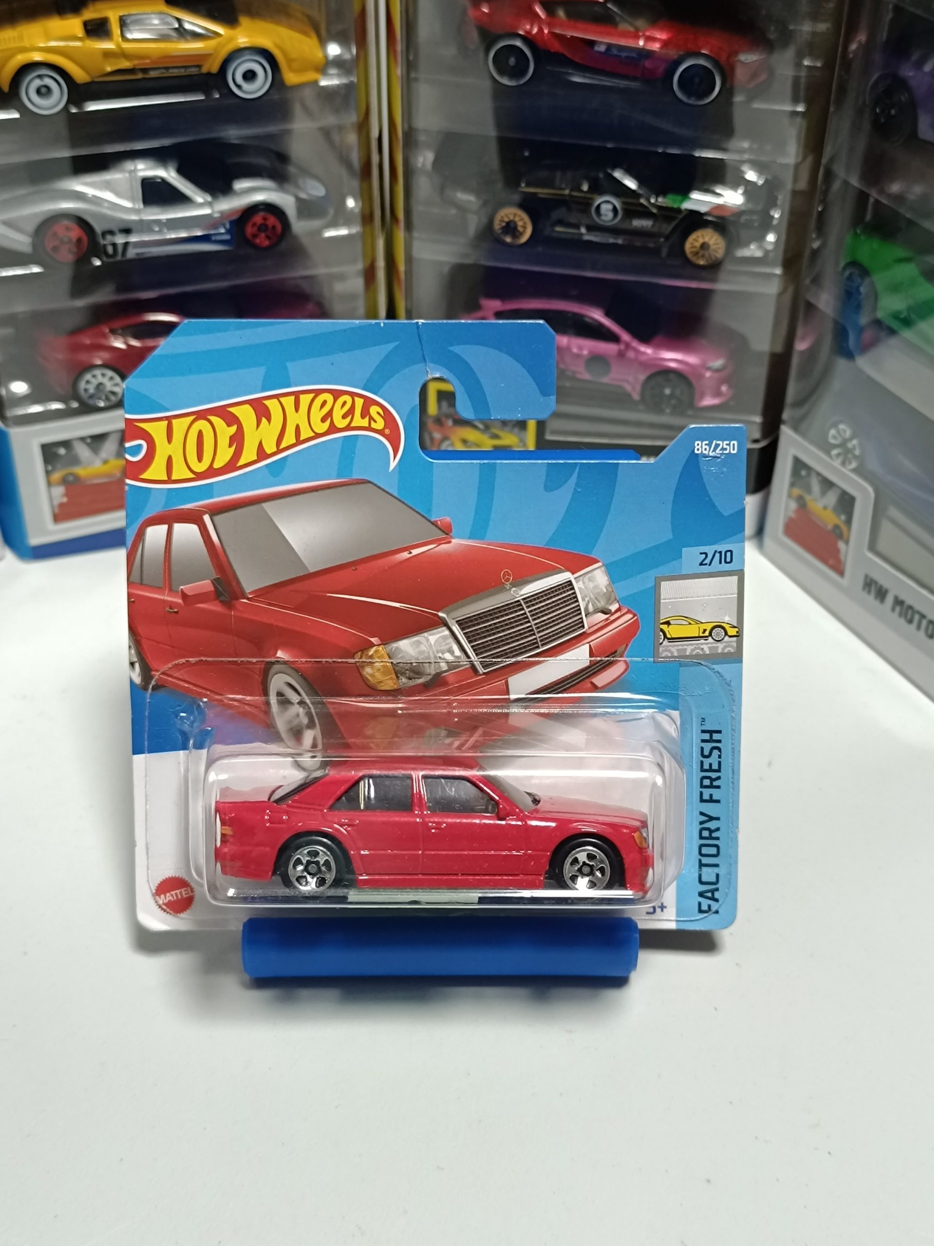 Hot Wheels Mercedes-Benz 500 E