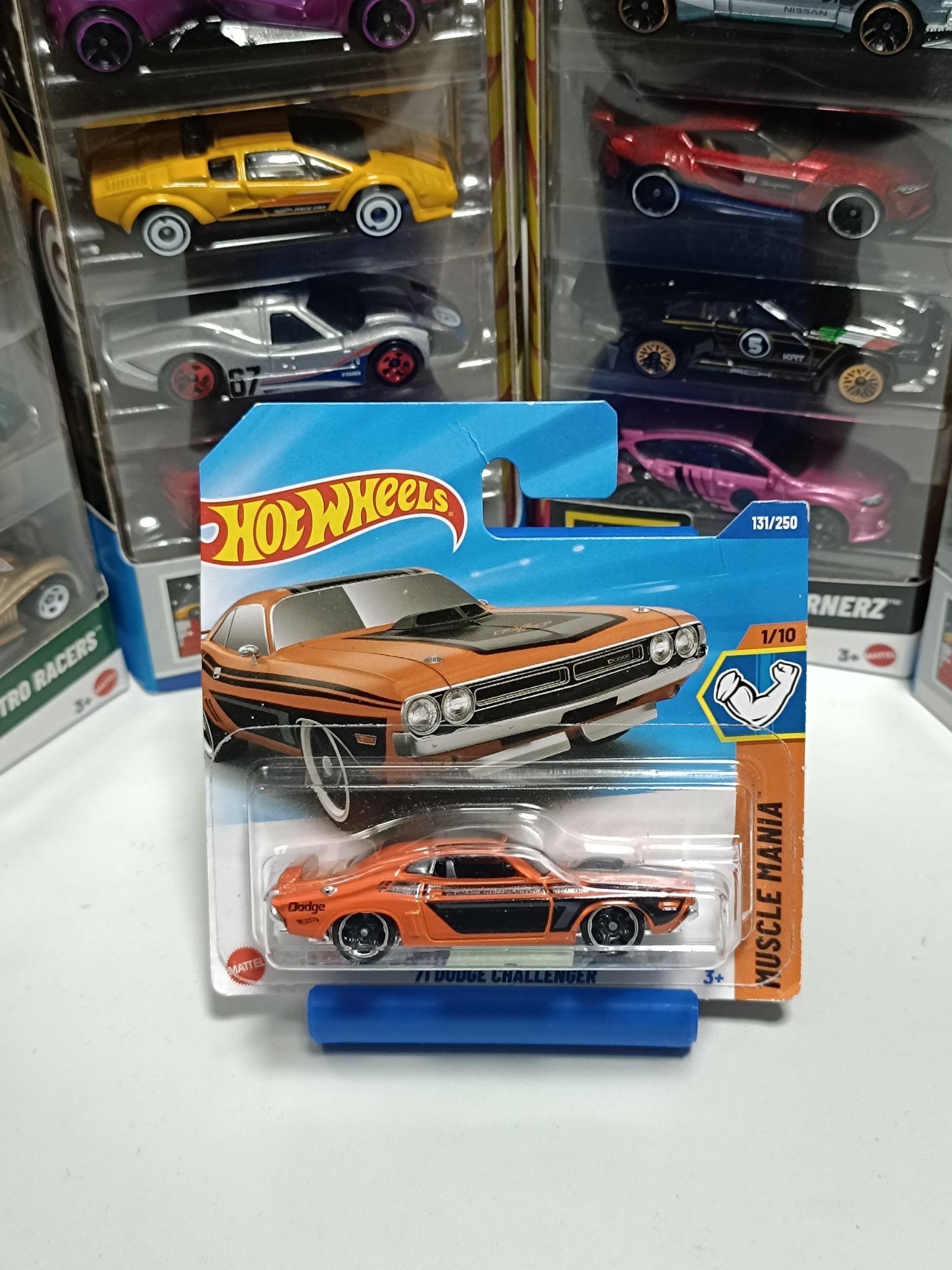 Hot Wheels 71 Dodge Challenger