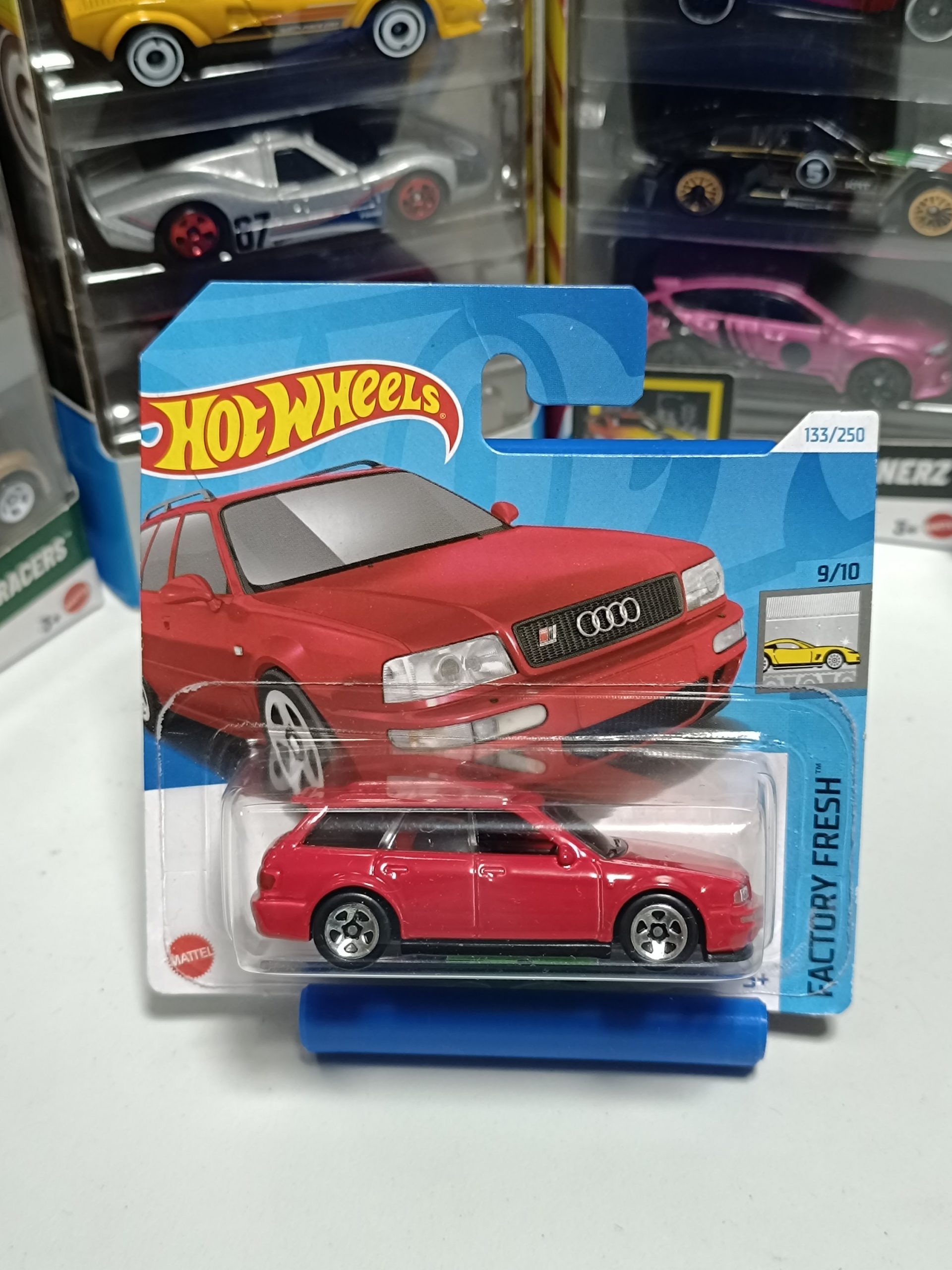 Hot Wheels 94 Audi Avant RS2