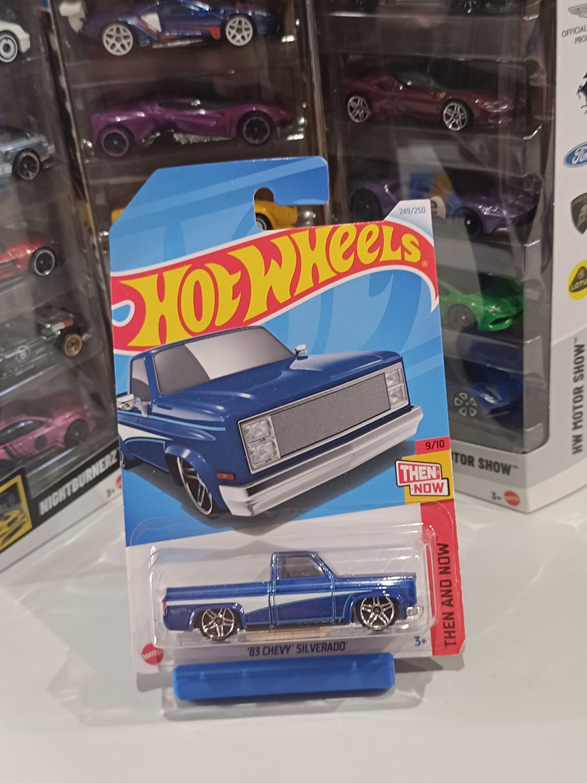 Hot Wheels 83 Chevy Silverado