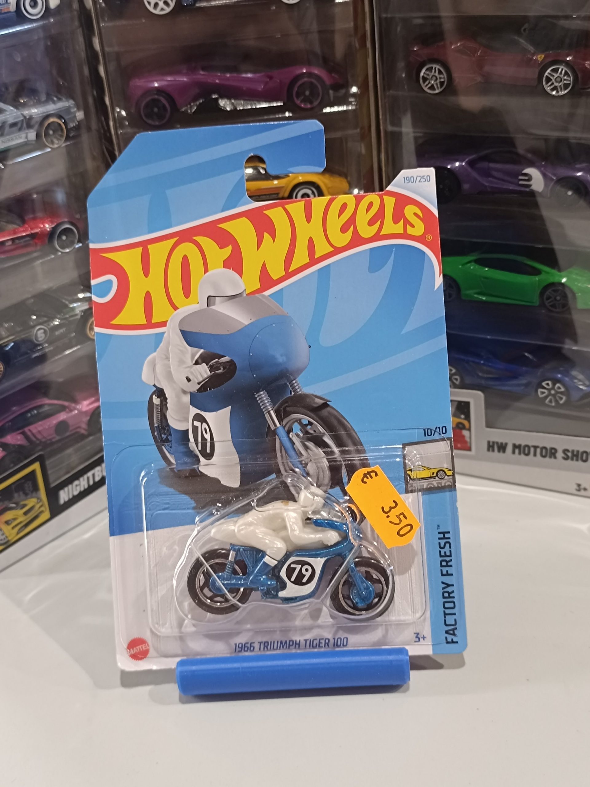 Hot Wheels 1966 Triumph Tiger 100